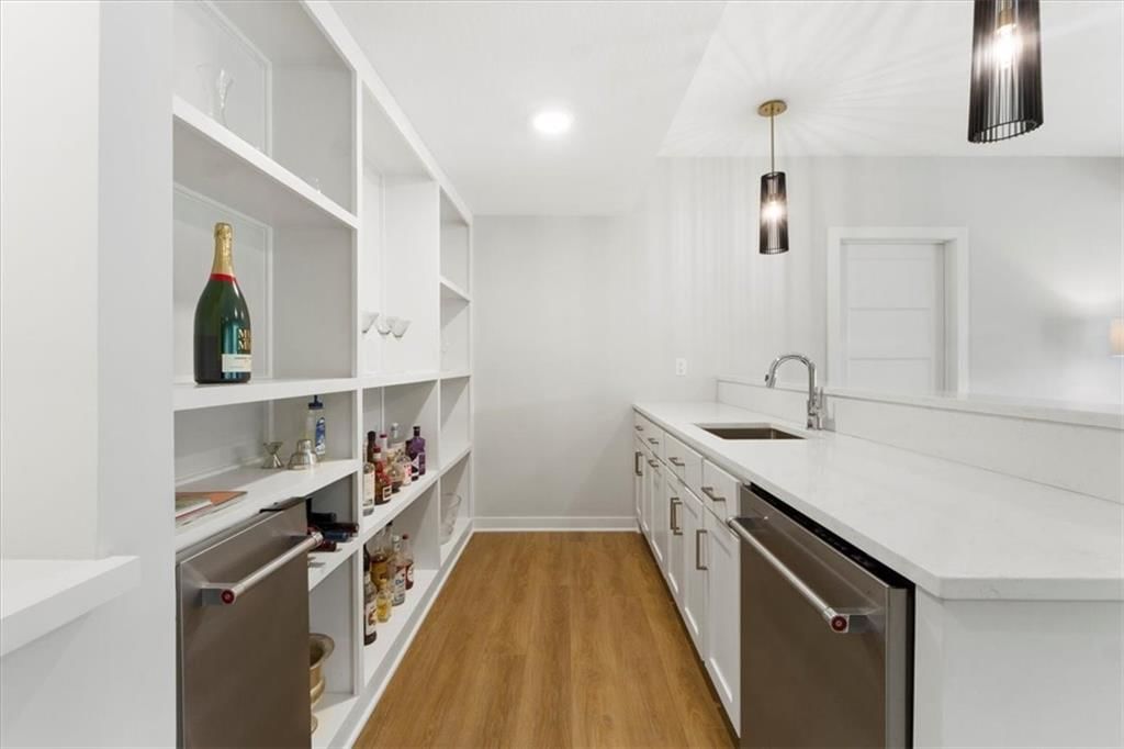 5746 N Revere Avenue — photo 47