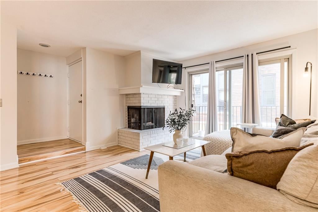 3606 Gillham Road, Kansas City, MO
