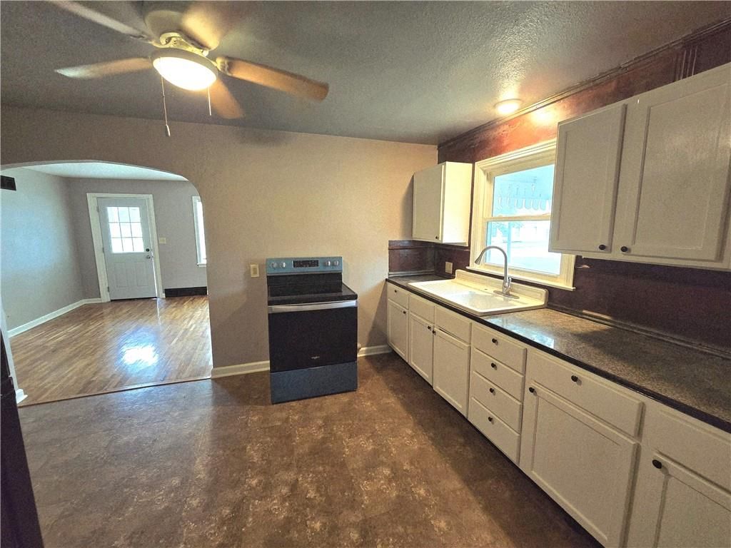 302 N 3rd Street — photo 2