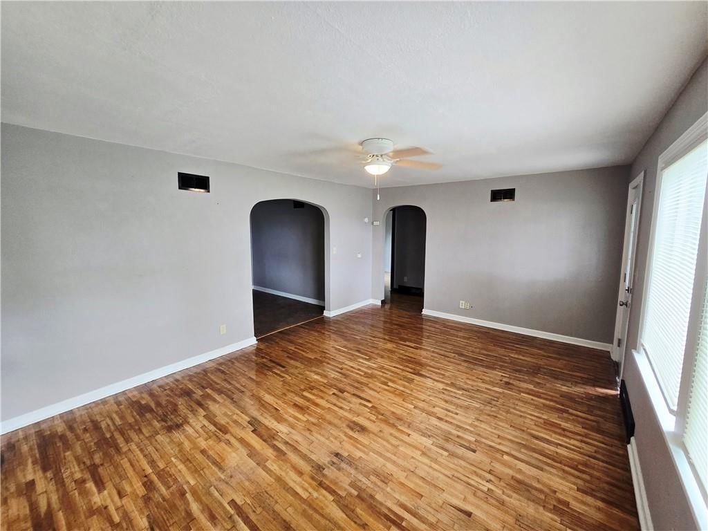 302 N 3rd Street — photo 6