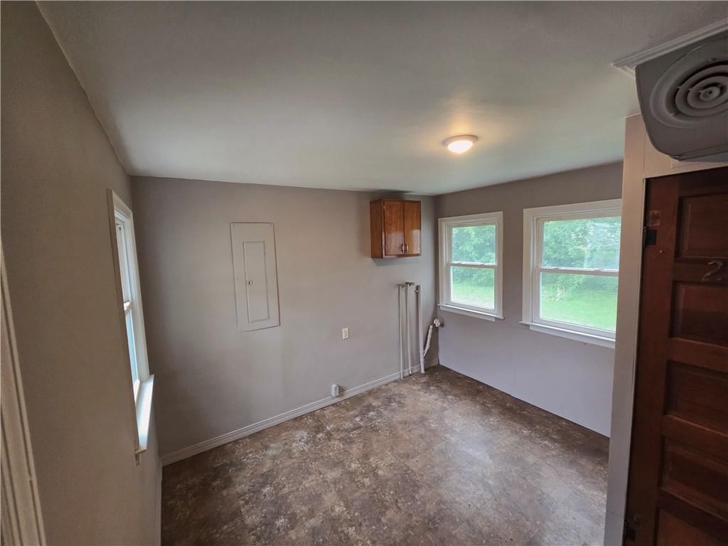 302 N 3rd Street — photo 8