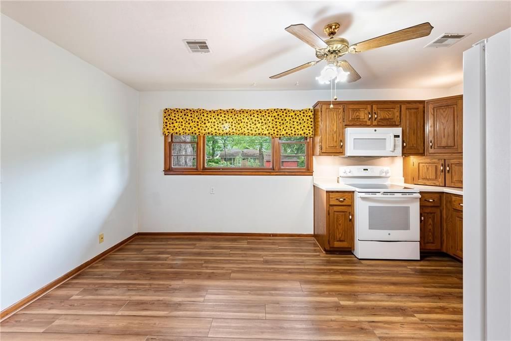 1630 W 5th Street — photo 18