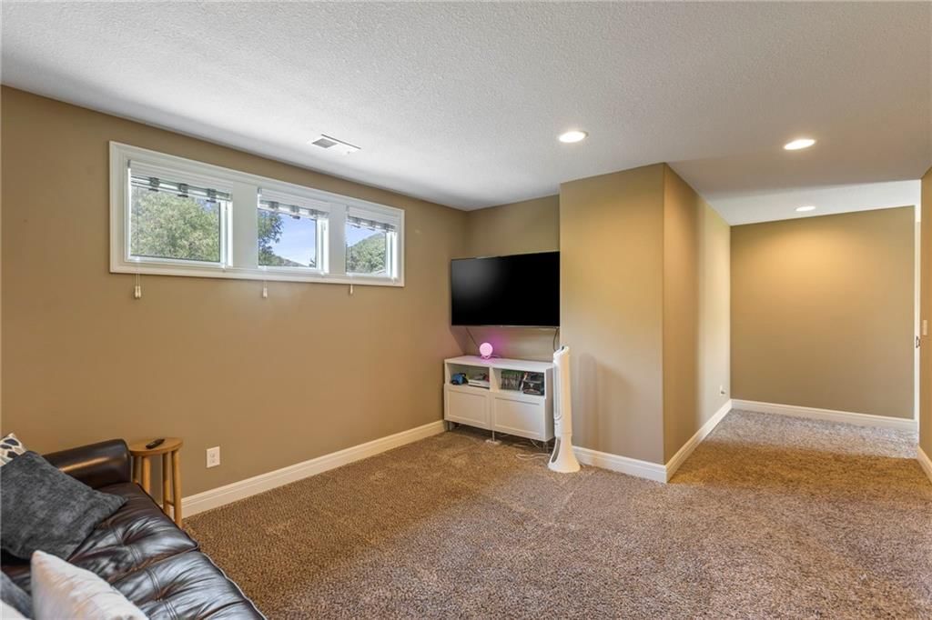 11446 S Longview Road — photo 47