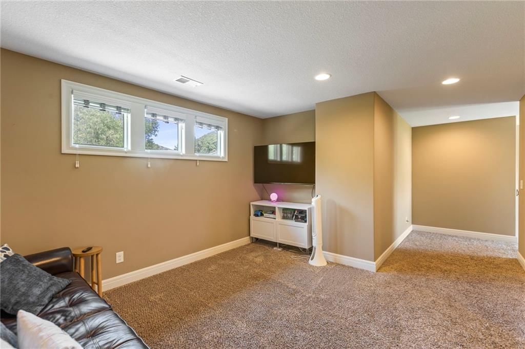 11446 S Longview Road — photo 48