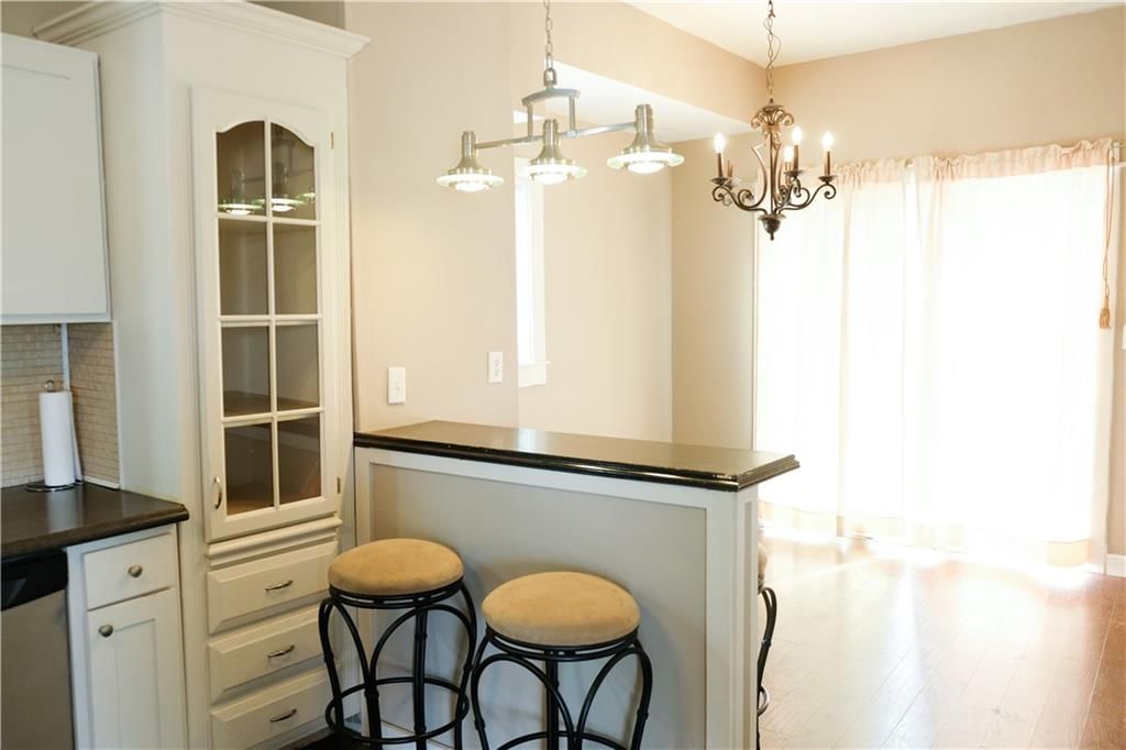 311 N DEWEY Street — photo 16
