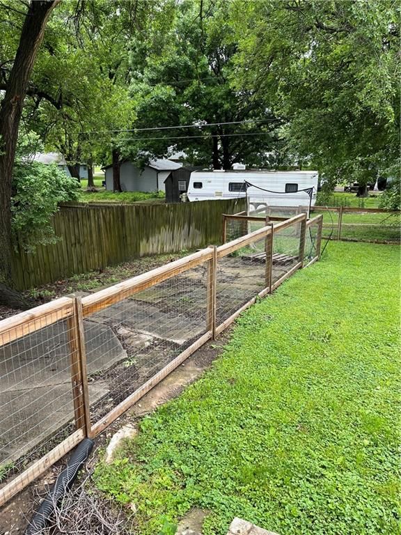 411 S Cottonwood Street — photo 25