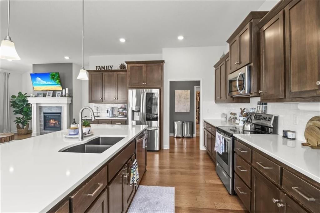 128 SE Briar Valley Lane — photo 16