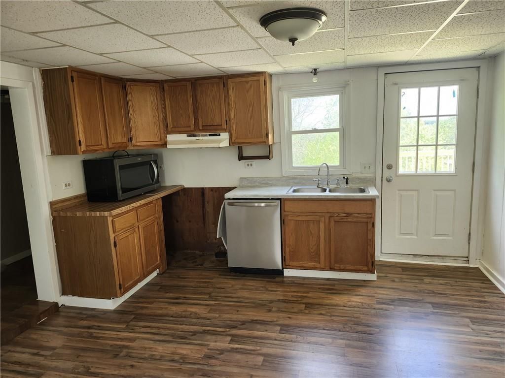 202 N High Street — photo 3