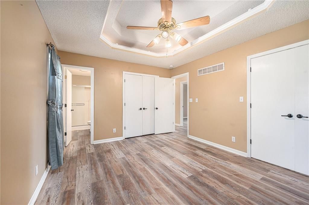 212 Hampton Drive — photo 10