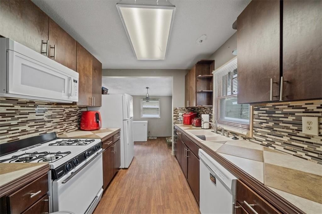 620 S 72nd Street — photo 16