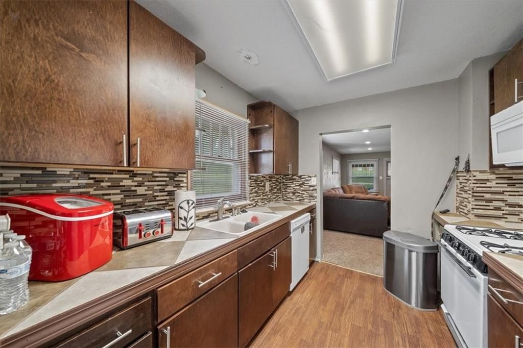 620 S 72nd Street — photo 17
