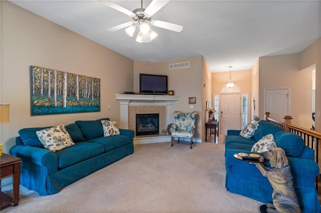 488 Nottingham Drive — photo 11