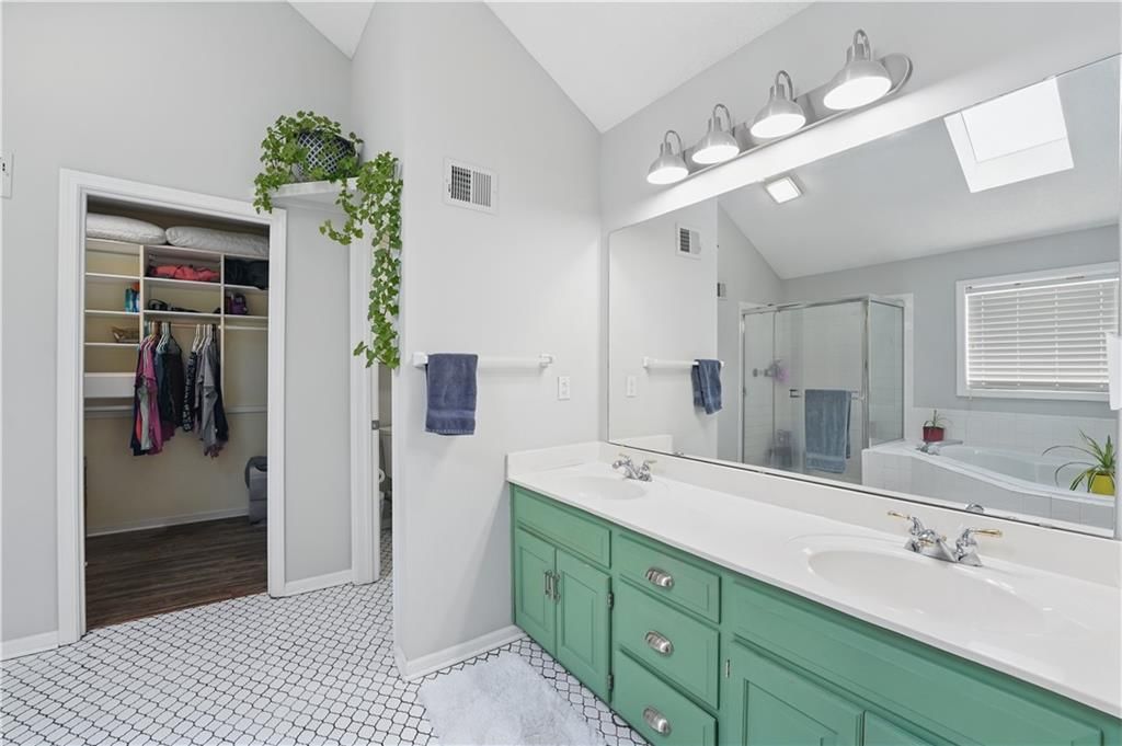 12109 S Acuff Lane — photo 20
