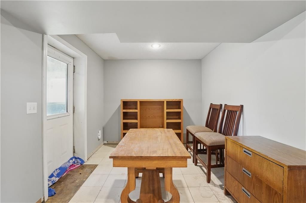 12109 S Acuff Lane — photo 35