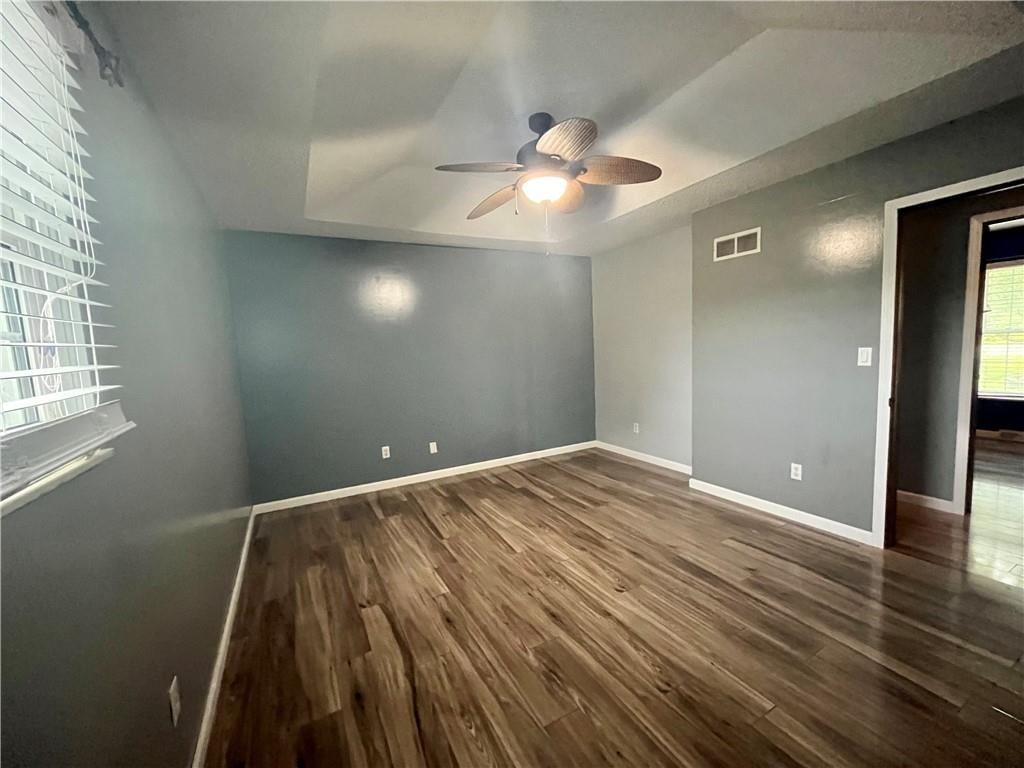 1 N Vine View Street — photo 15