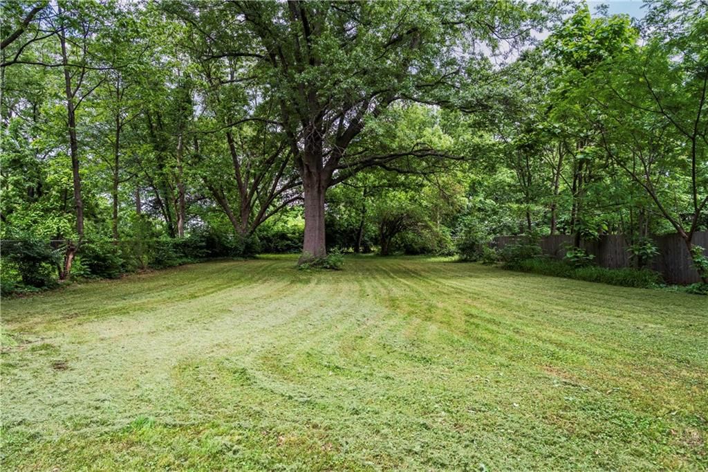 11109 Applewood Drive — photo 30