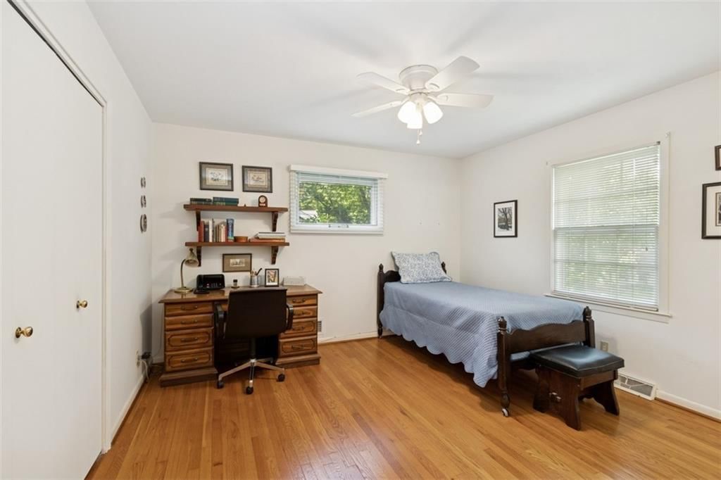 5407 W 64th Terrace — photo 14
