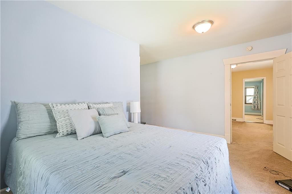 311 W Walter Lane — photo 17