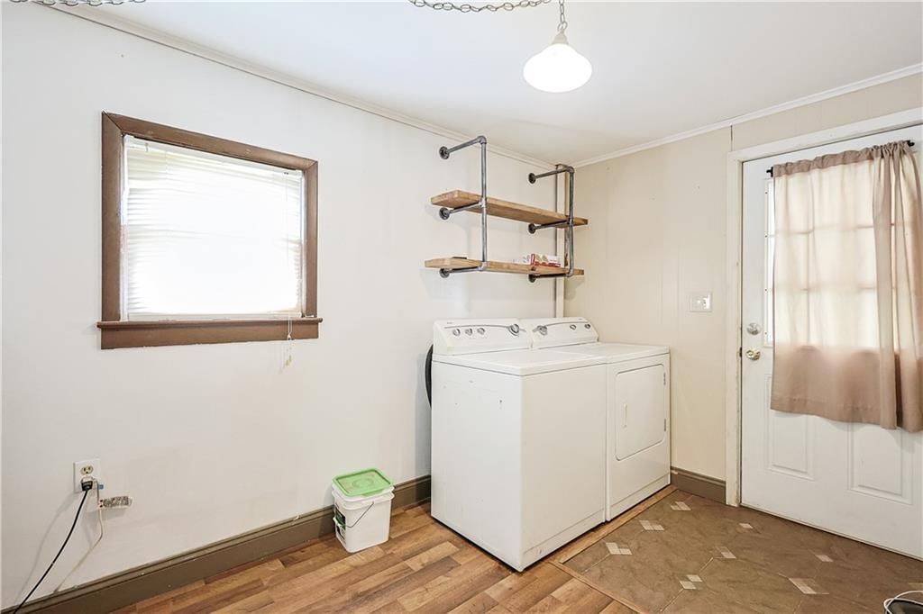 311 W Walter Lane — photo 23