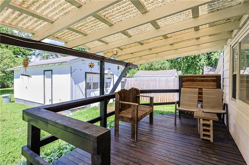311 W Walter Lane — photo 26
