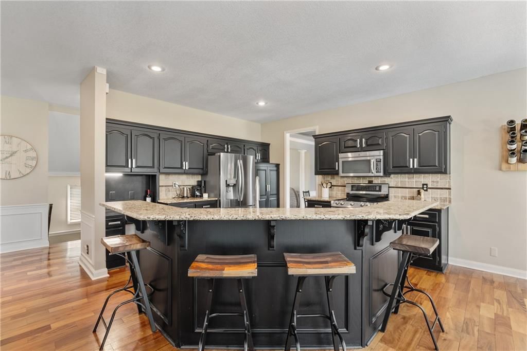 11320 W 142nd Street — photo 16