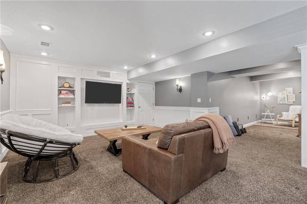 11320 W 142nd Street — photo 47