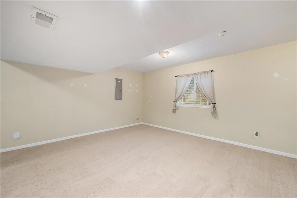 15417 Poplar Street — photo 26