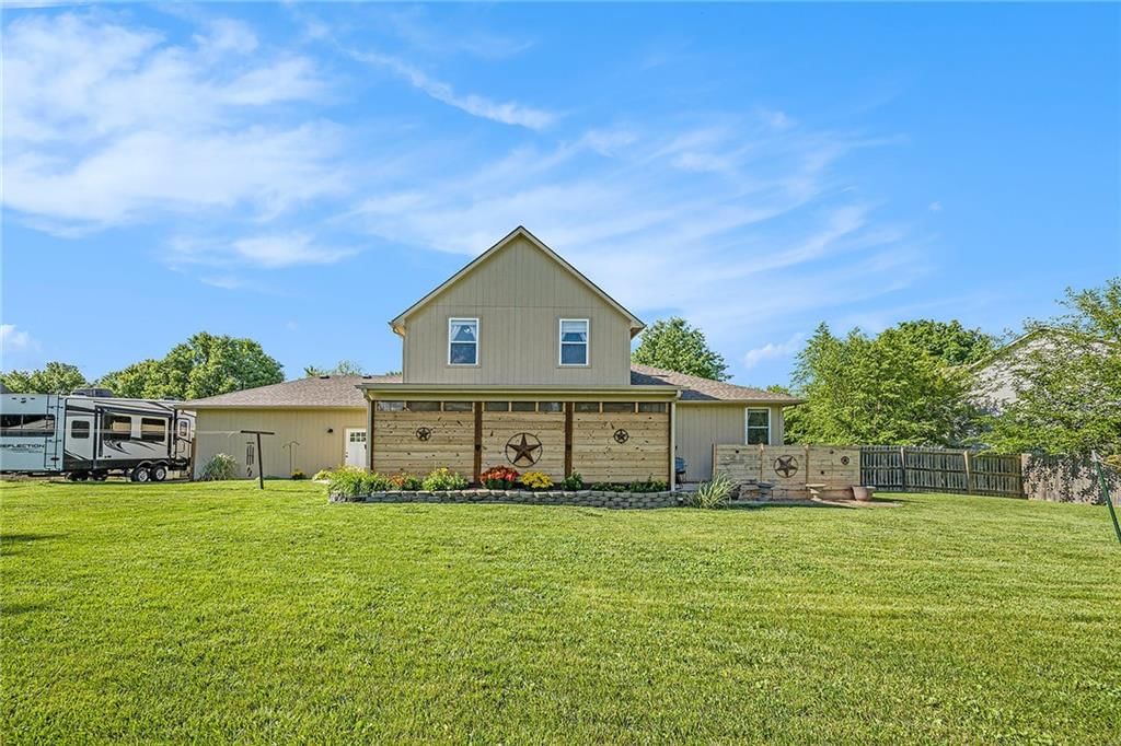 15417 Poplar Street — photo 30