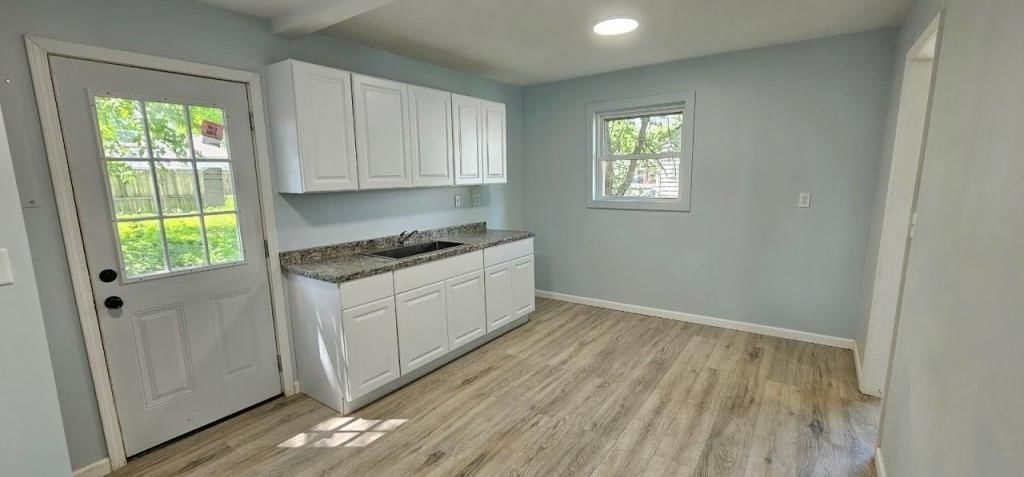 2918 S 52nd Terrace — photo 9