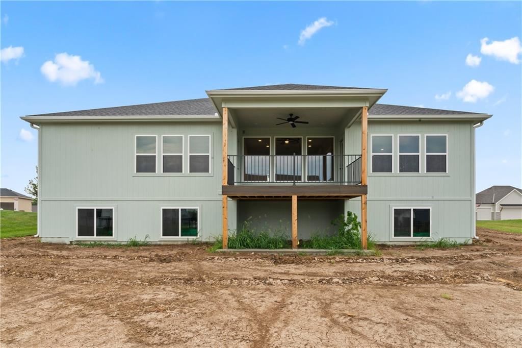 810 W Solomon Drive — photo 42