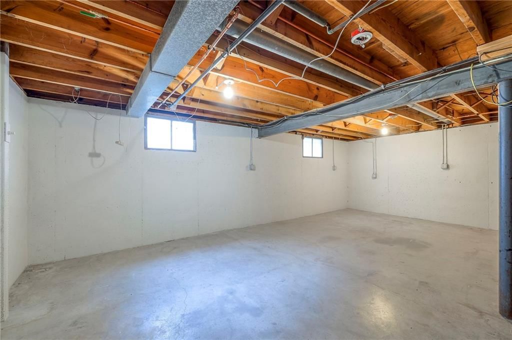10528 Oak Street — photo 25
