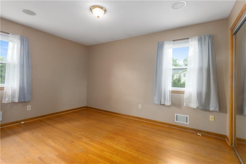 210 Murray Road — photo 16