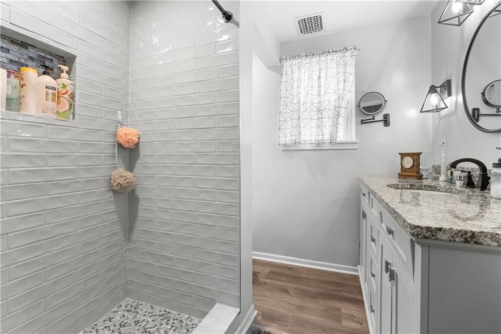 709 NE 46th Terrace — photo 19