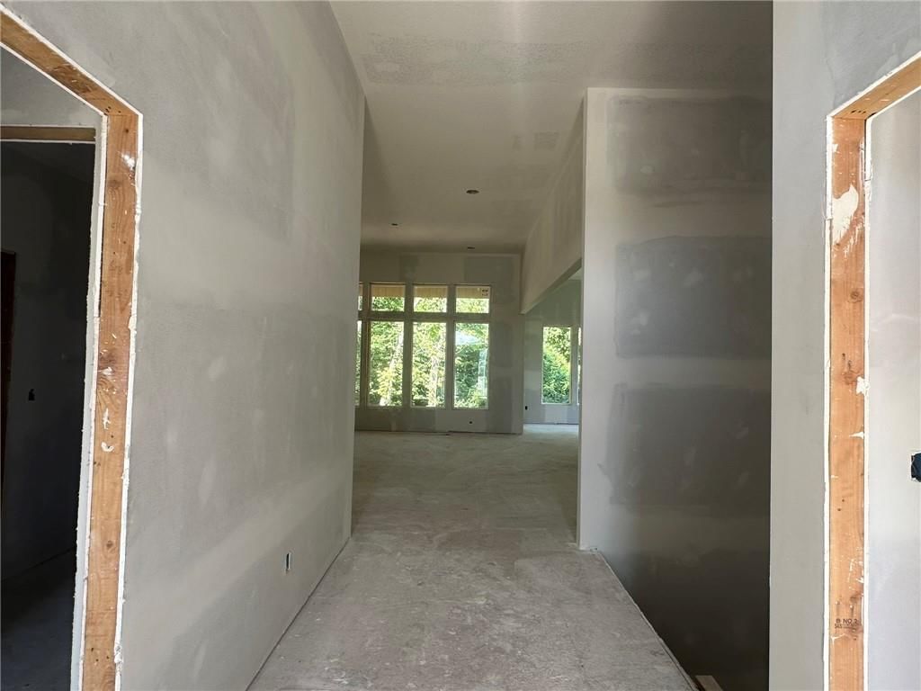 17162 S Hall Street — photo 5