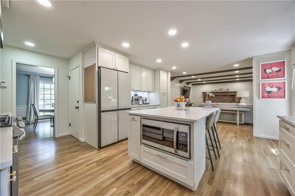 5611 W 91st Street — photo 13