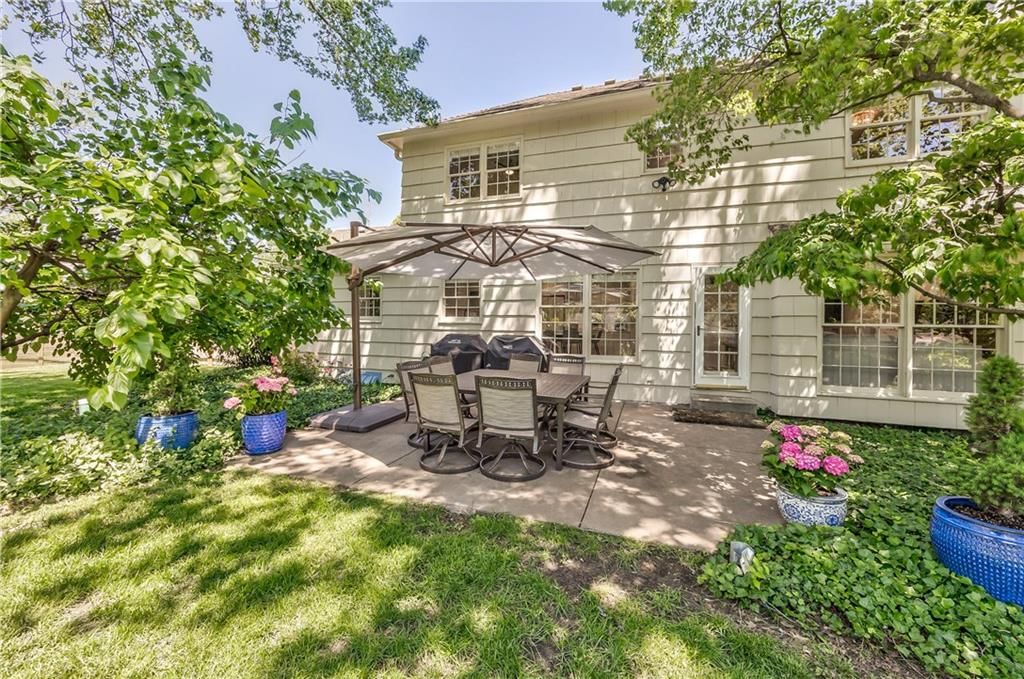 5611 W 91st Street — photo 27