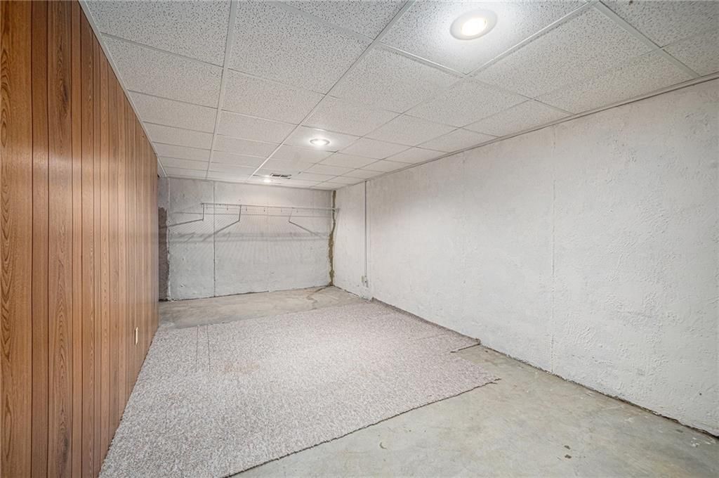 7816 Garnett Street — photo 23