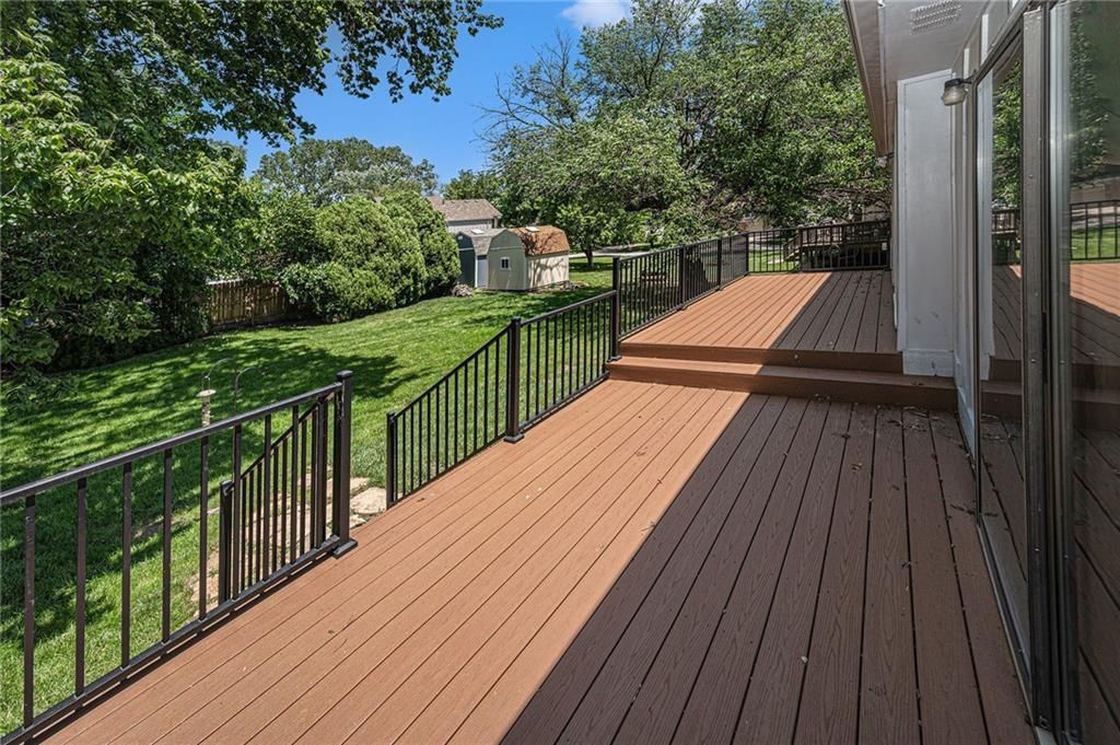 7816 Garnett Street — photo 28