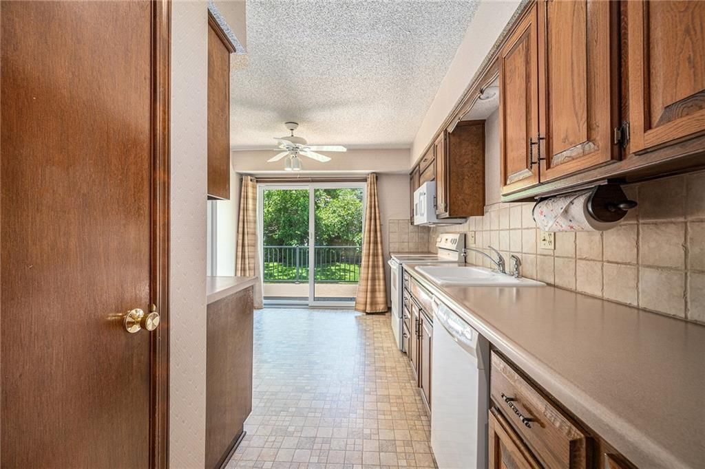 7816 Garnett Street — photo 10