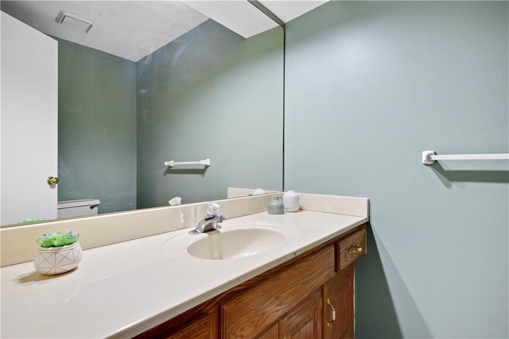2412 NW 1st Street — photo 24