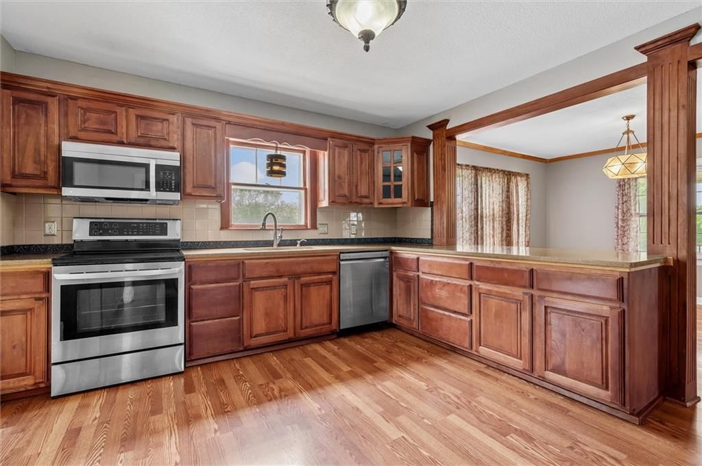 1314 Tracy Avenue — photo 15