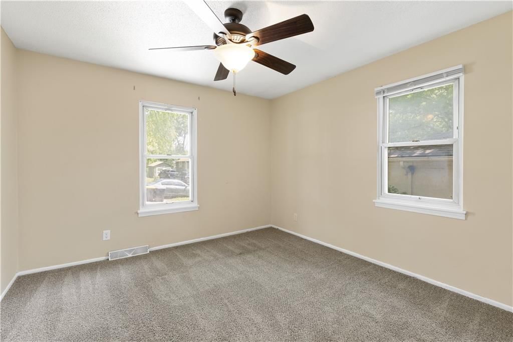 5317 NE 46th Street — photo 17