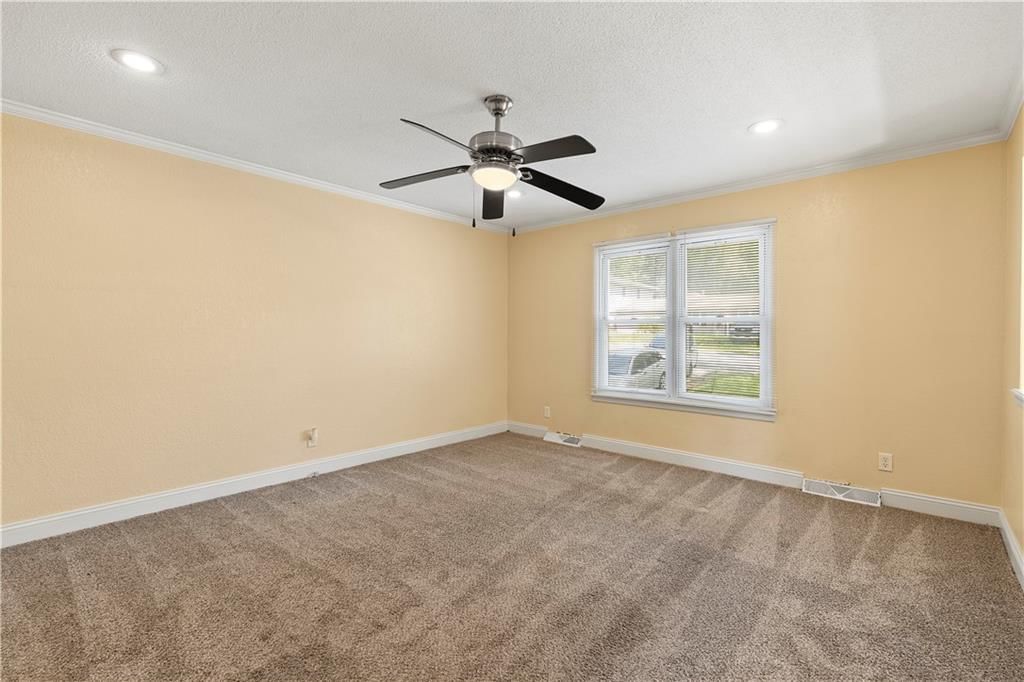 5317 NE 46th Street — photo 6