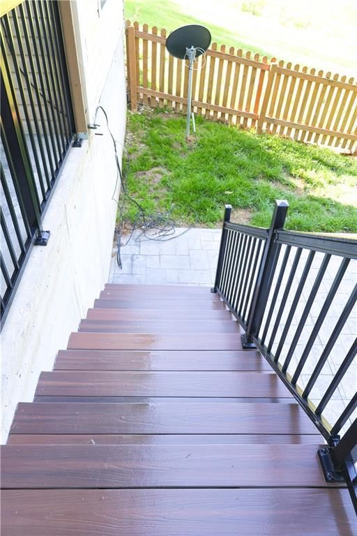 2404 Edmonds Court — photo 93