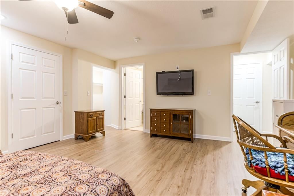 11408 Cleveland Avenue — photo 31
