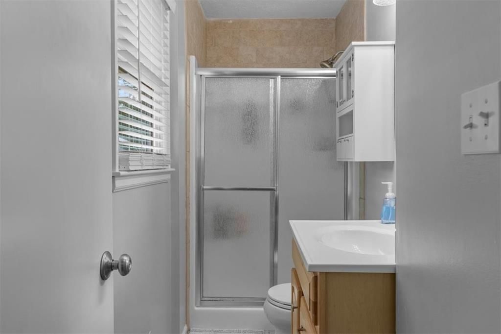 105 SW ALDERSON Place — photo 12