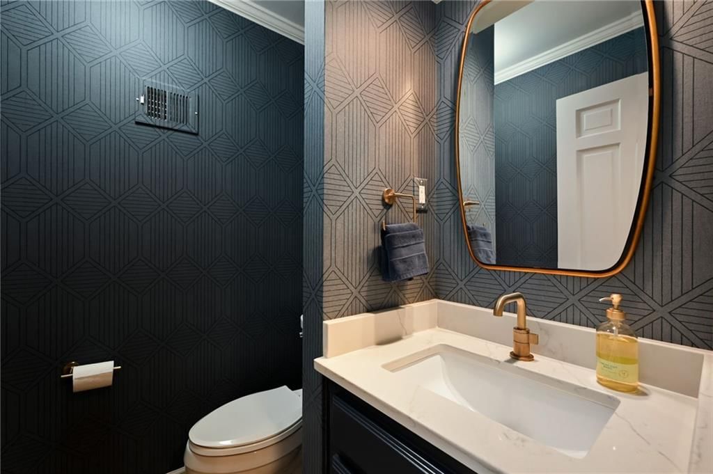 6712 High Drive — photo 30