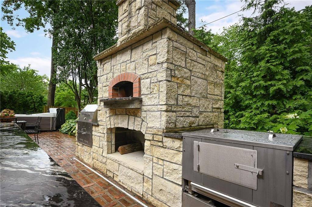 6712 High Drive — photo 8