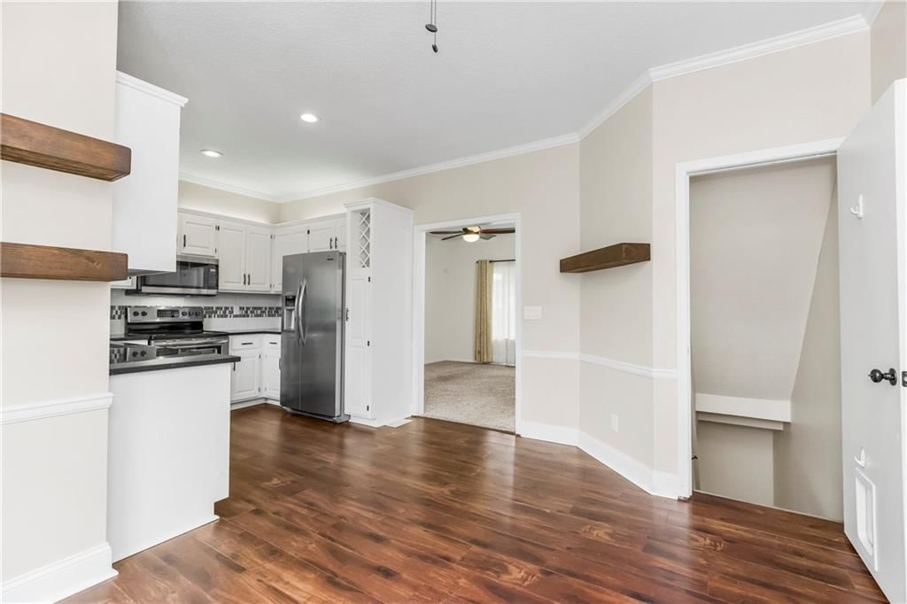 433 Walker Avenue — photo 12