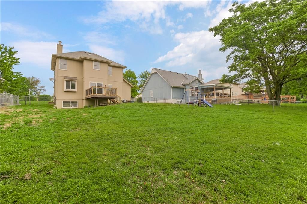 433 Walker Avenue — photo 29